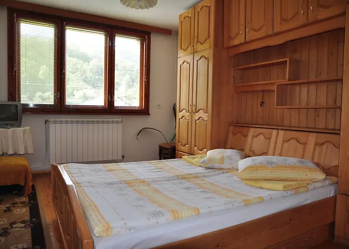 Don Maro בית הארחה ריבריקה